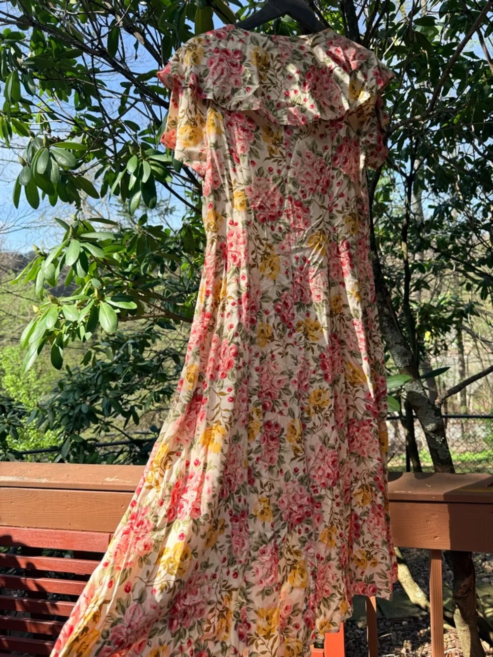Vintage avocado Cream Floral Tie-Front Maxi Dress with Pink & Yellow Blooms - Picture 8 of 8